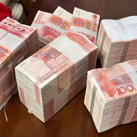 许昌要账公司成功调解某项目相关用工单位欠薪纠纷，追回拖欠工资共计160000元